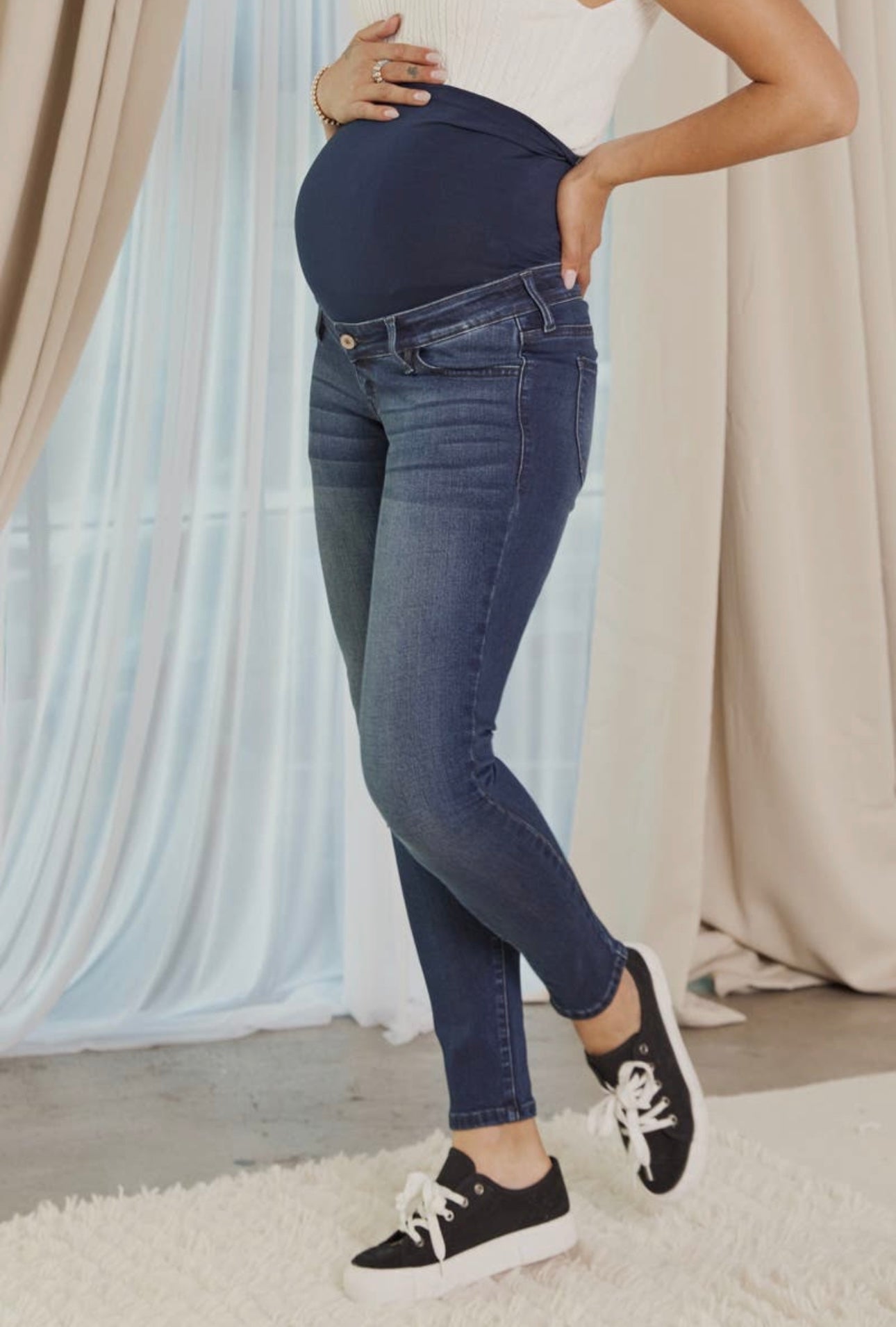 Kan Can Over-Bump Maternity Skinny Jeans
